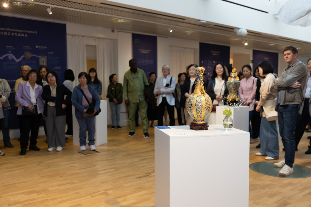 China Cloisonné Art Exhibition Kicked off